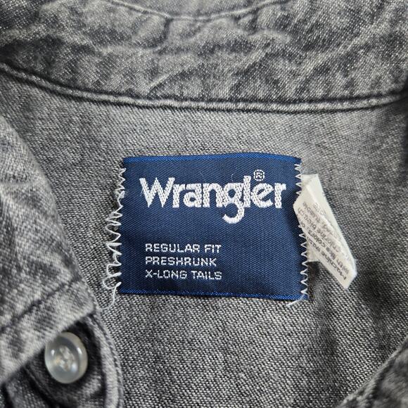Vintage Wrangler Black Denim Pearl Snap Long Sleeve Shirt Men's Size 17 1/2 - Picture 2 of 6